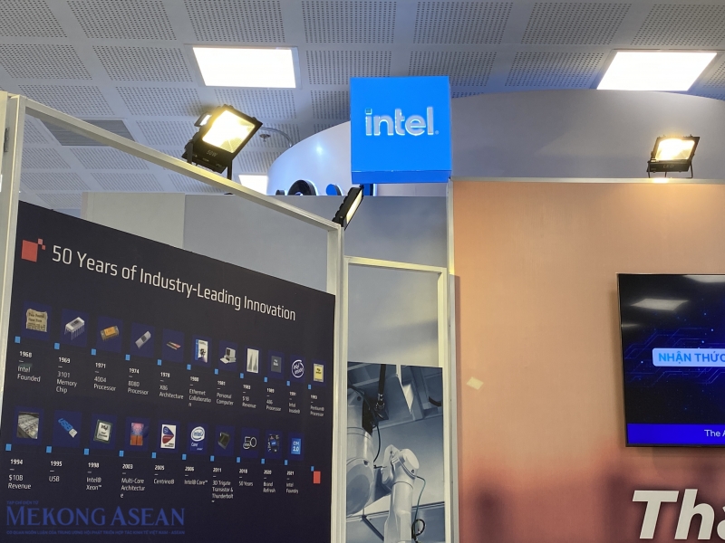 Intel cho biết sẽ sản xuất card đồ họa (GPU), động thái được đánh giá nhắm đến các trung tâm dữ liệu AI, cạnh tranh trực tiếp với Nvidia.