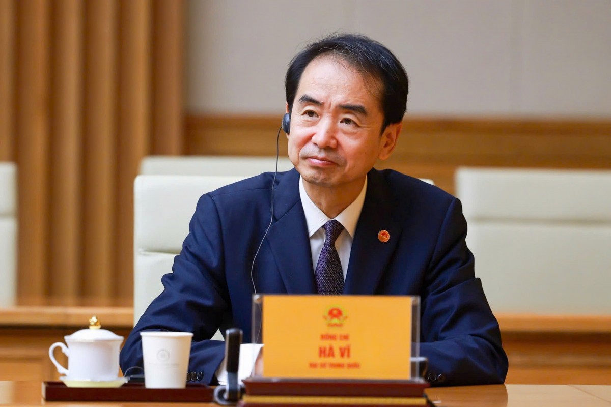 Đại sứ Hà Vĩ bày tỏ chúc mừng Việt Nam đã tổ chức thành công Đại hội XIV của Đảng Cộng sản Việt Nam và những thành tựu phát triển to lớn của Việt Nam những năm qua, nhất là trong nhiệm kỳ Đại hội XIII. Ảnh: VGP.