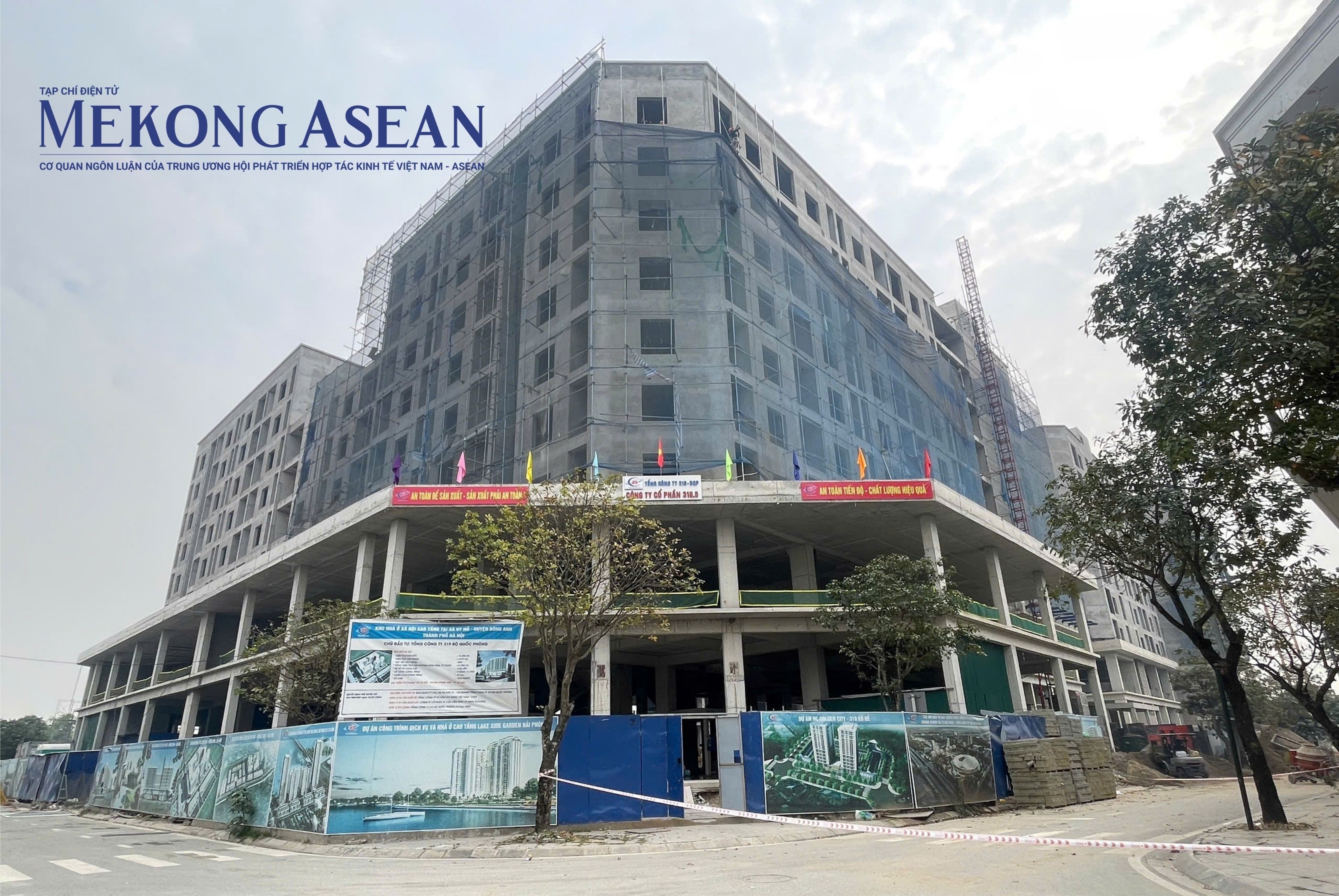 Khu nhà ở xã hội tại xã Uy Nỗ, Đông Anh đang thi công.