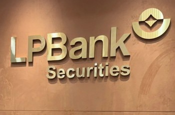 LPBS chốt giá IPO 30.000 đồng/cp, định giá hơn 1,6 tỷ USD
