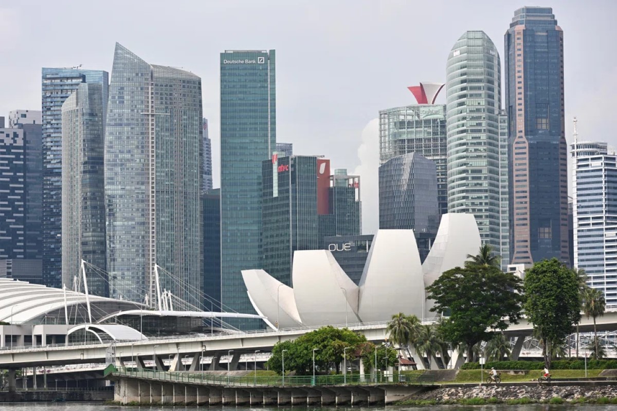 Singapore nâng dự báo tăng trưởng GDP năm 2026