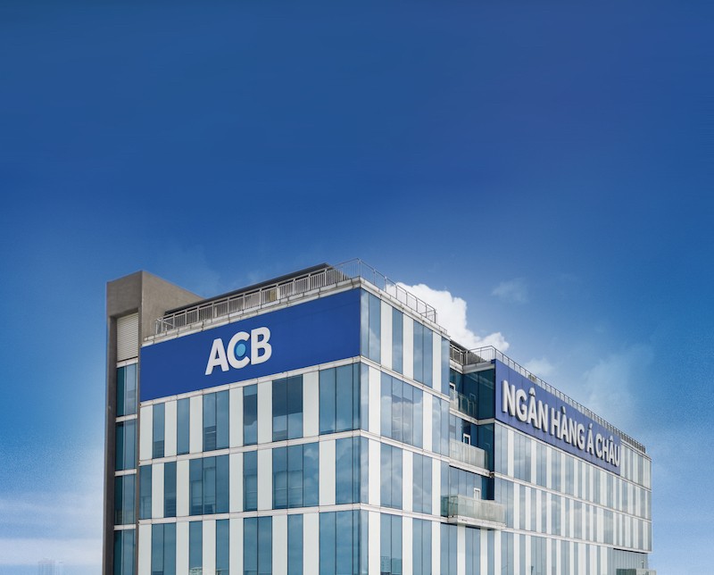 Em gái thành viên HĐQT ACB bán 2,2 triệu cổ phiếu ngân hàng