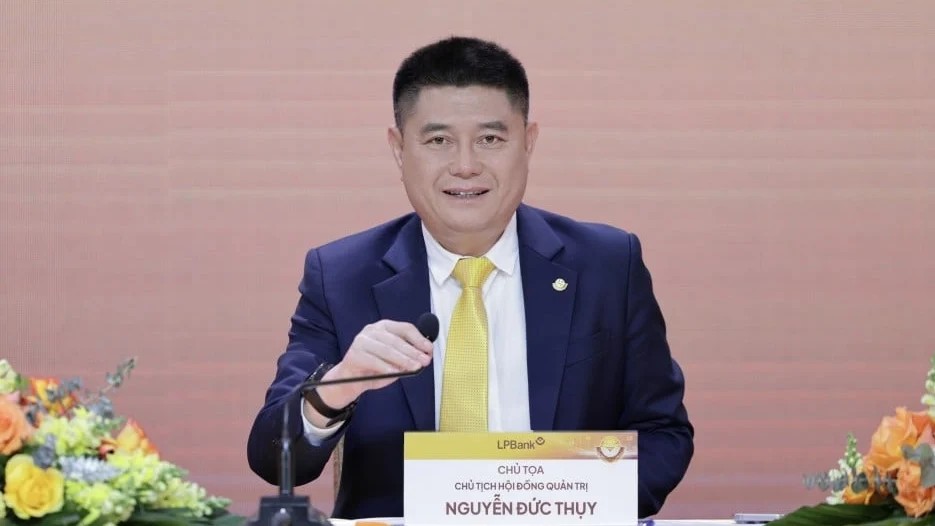 Làn sóng đổi ghế lãnh đạo năm 2025 tại hàng loạt ngân hàng