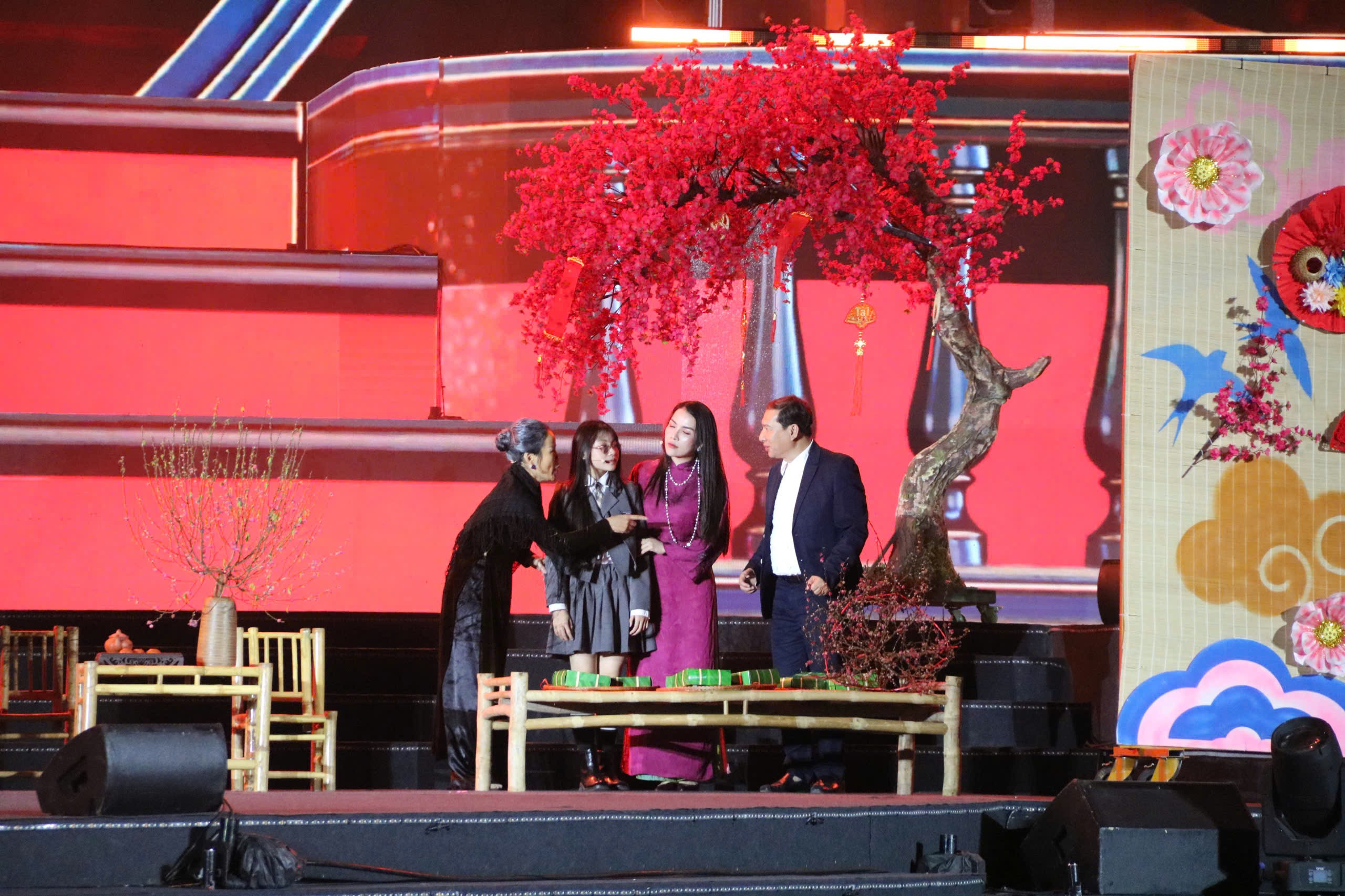 Rạng rỡ chương trình ‘Hải Phòng chào Xuân Bính Ngọ 2026’ Rạng rỡ chương trình ‘Hải Phòng chào Xuân Bính Ngọ 2026’