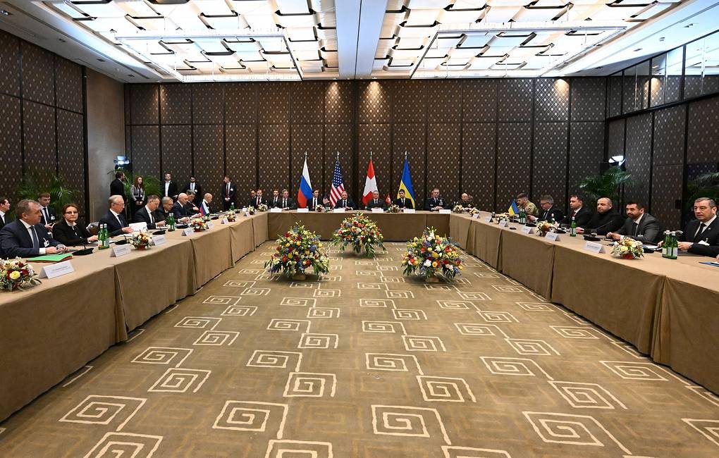 Tổng thống Zelensky cập nhật tiến độ đàm phán 3 bên tại Geneva