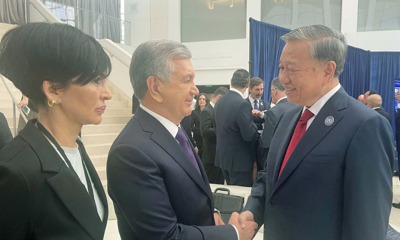 Tổng Bí thư gặp lãnh đạo các nước nhân dịp dự cuộc họp Hội đồng Hòa bình