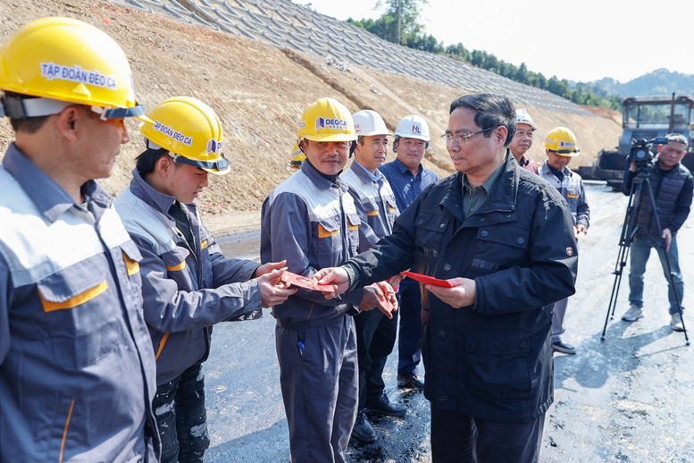 Thủ tướng: 30/4 tới phải khánh thành cao tốc Đồng Đăng - Trà Lĩnh