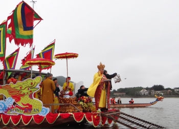 Đầu năm đến Hải Phòng trải nghiệm lễ hội mùa xuân Côn Sơn - Kiếp Bạc