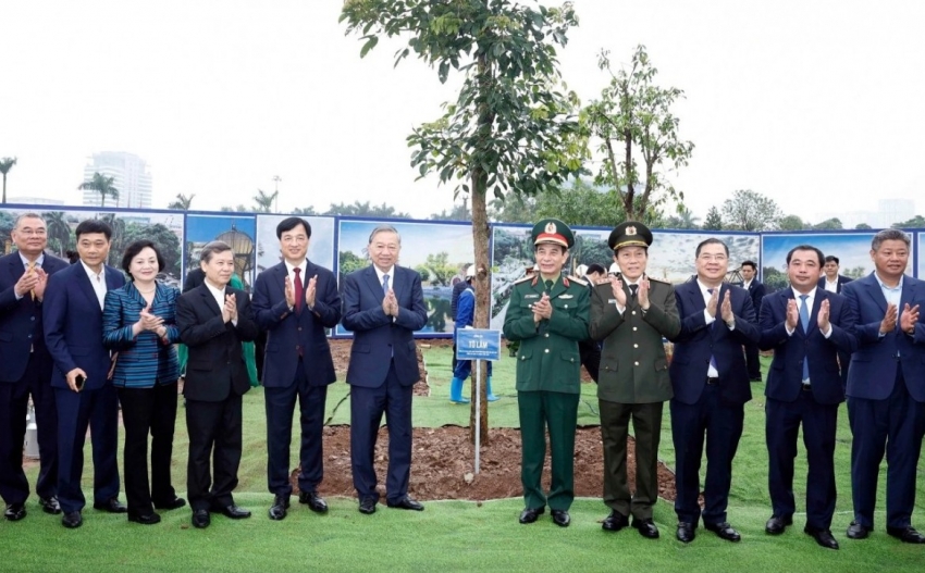 Tổng Bí thư dự Lễ phát động 