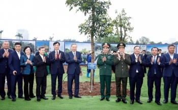 Tổng Bí thư dự Lễ phát động 'Tết trồng cây đời đời nhớ ơn Bác Hồ'