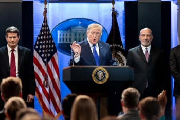 Tổng thống Trump cảnh báo có thể tăng mức thuế quan