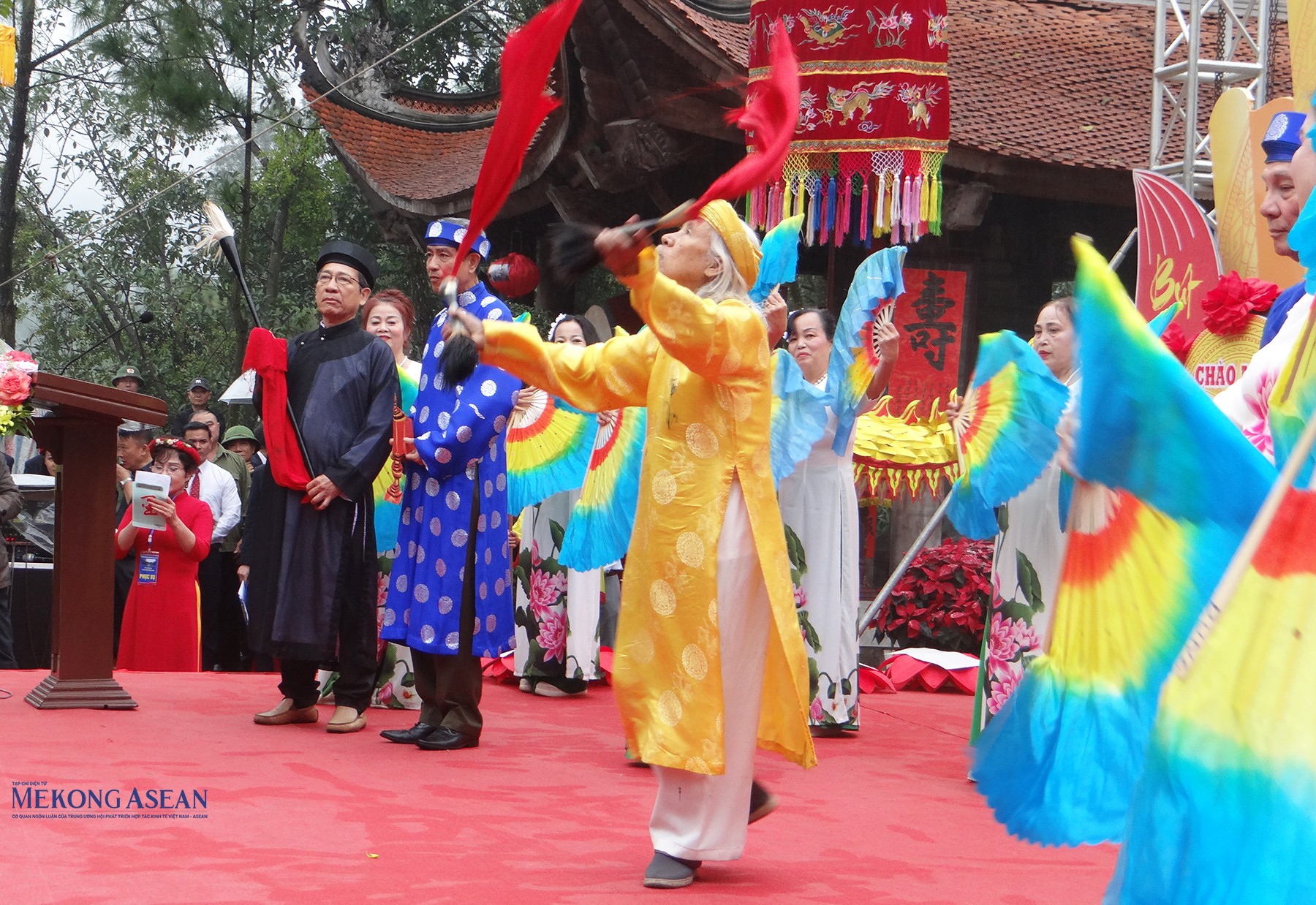 Hải Phòng khai bút xuân Bính Ngọ, tri ân Vạn thế sư biểu Chu Văn An Hải Phòng khai bút xuân Bính Ngọ, tri ân Vạn thế sư biểu Chu Văn An