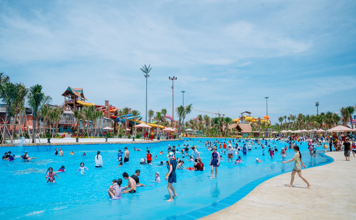 Du lịch Tết Bính Ngọ 2026: Những con số ấn tượng