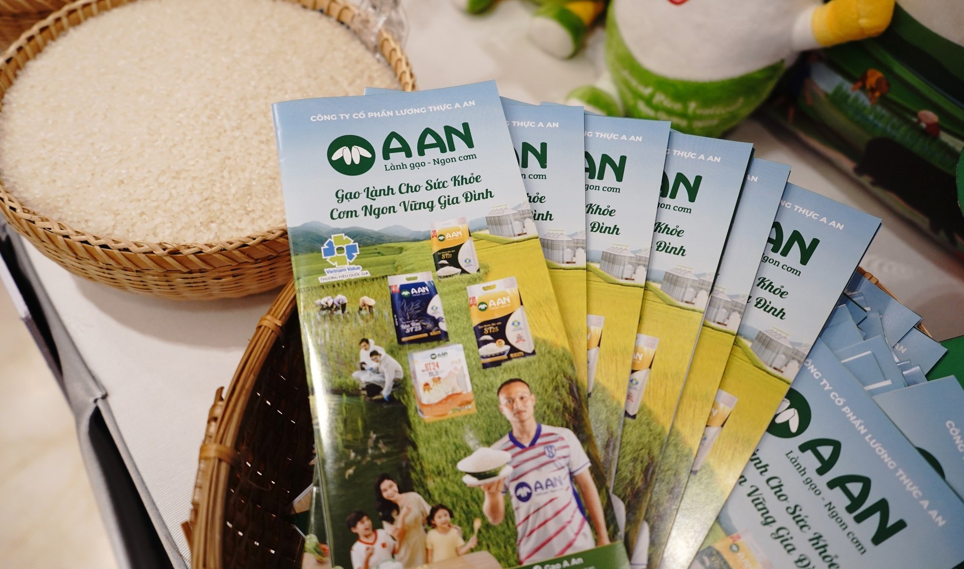 Tăng trần 20% ngày chào sàn, Lương thực A An kinh doanh như thế nào