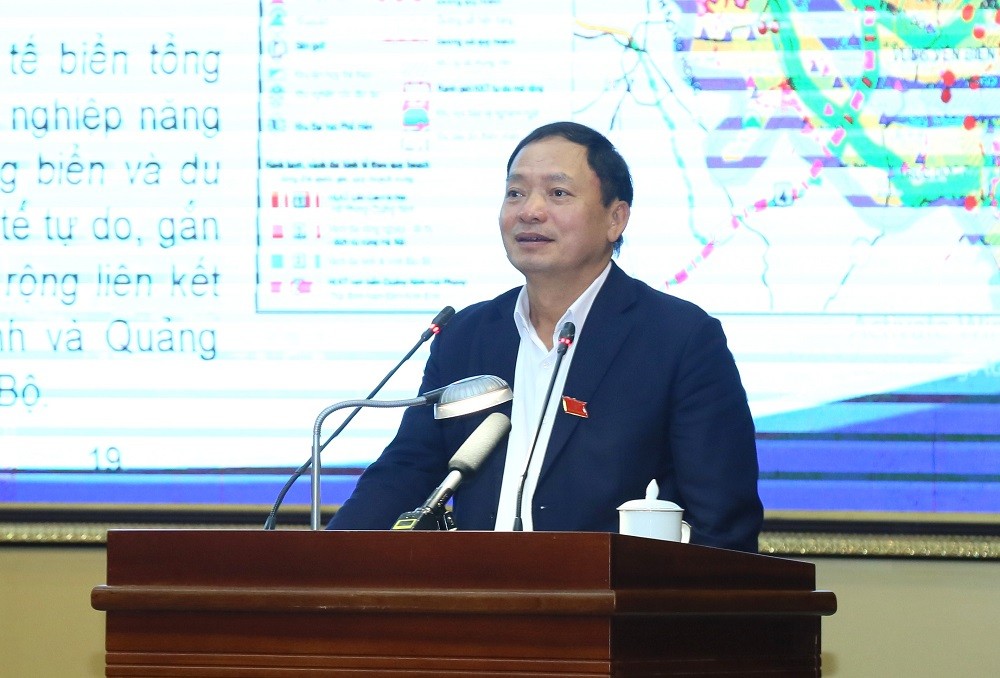 Phó Bí thư Tỉnh ủy, Chủ tịch HĐND tỉnh Hưng Yên Trần Quốc Văn phát biểu tại kỳ họp. Ảnh Tất Đạt. Phó Bí thư Tỉnh ủy, Chủ tịch HĐND tỉnh Hưng Yên Trần Quốc Văn phát biểu tại kỳ họp. Ảnh Tất Đạt.