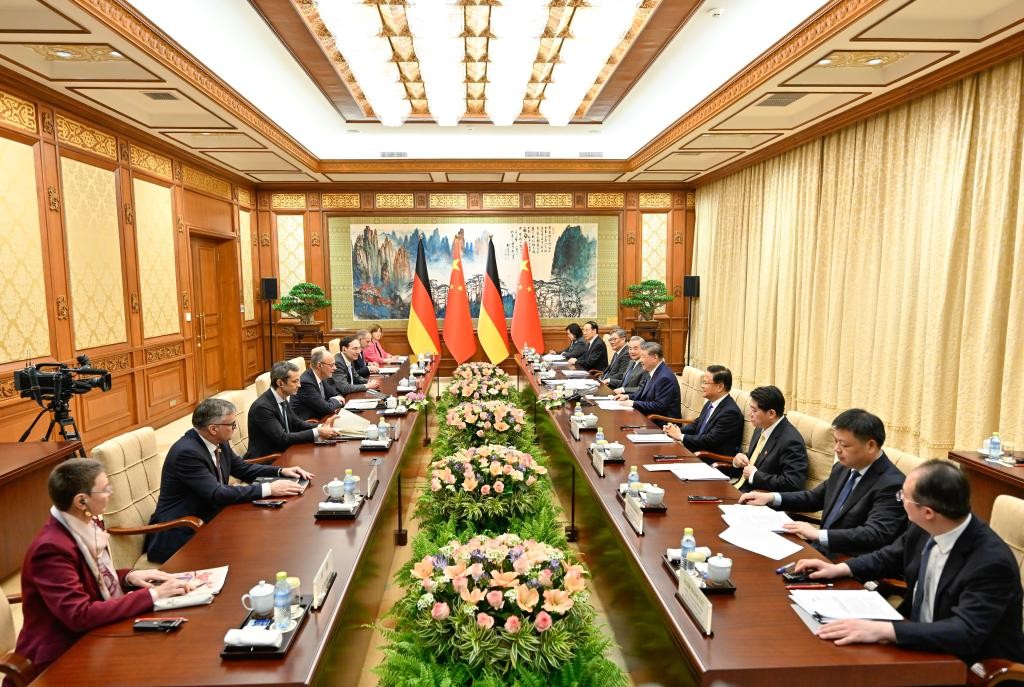 Quang cảnh cuộc hội đàm ngày 25/2. Ảnh: Tân Hoa xã