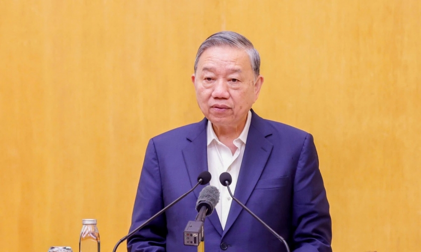 Tổng Bí thư dự hội nghị tiếp xúc giữa cử tri với người ứng cử đại biểu Quốc hội