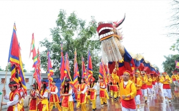 Khai hội đền thờ Triệu Việt Vương tại Hưng Yên