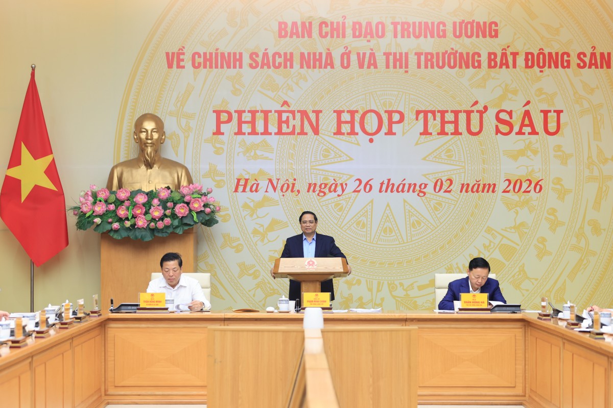 Thủ tướng chủ trì phiên họp thứ 6 của Ban Chỉ đạo Trung ương về chính sách nhà ở và thị trường bất động sản. Ảnh: VGP.