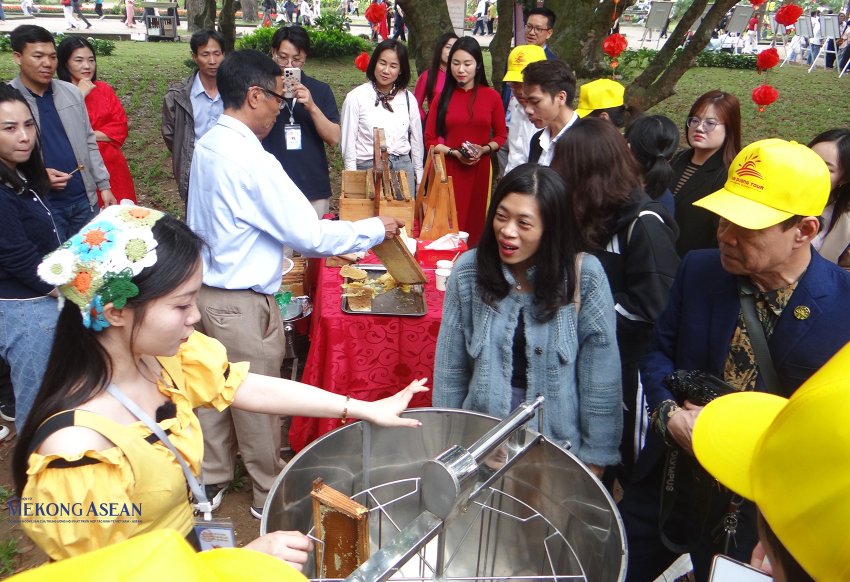 Hải Phòng xúc tiến du lịch và thương mại tại lễ hội mùa xuân Côn Sơn - Kiếp Bạc