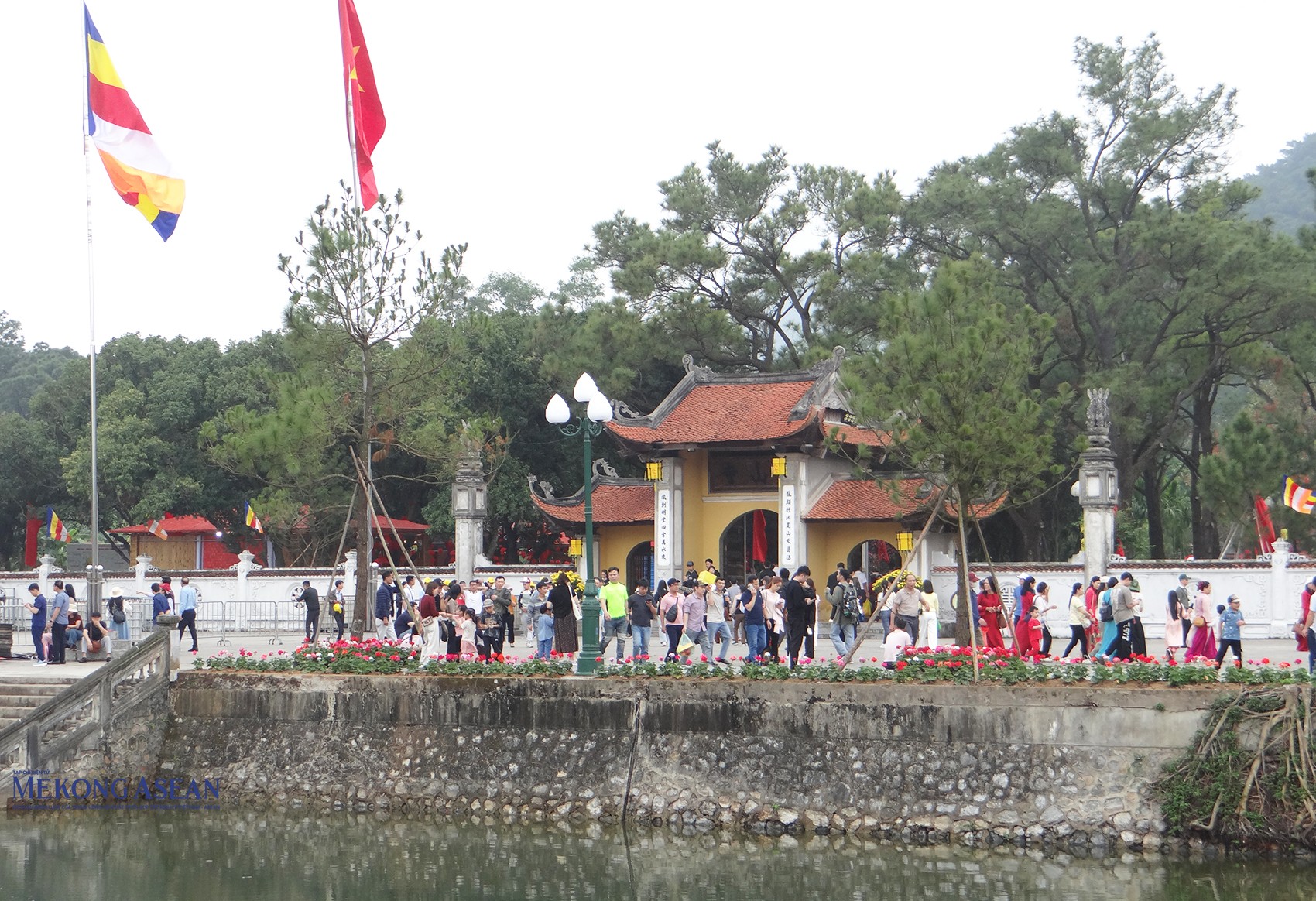 Hải Phòng xúc tiến du lịch và thương mại tại lễ hội mùa xuân Côn Sơn - Kiếp Bạc