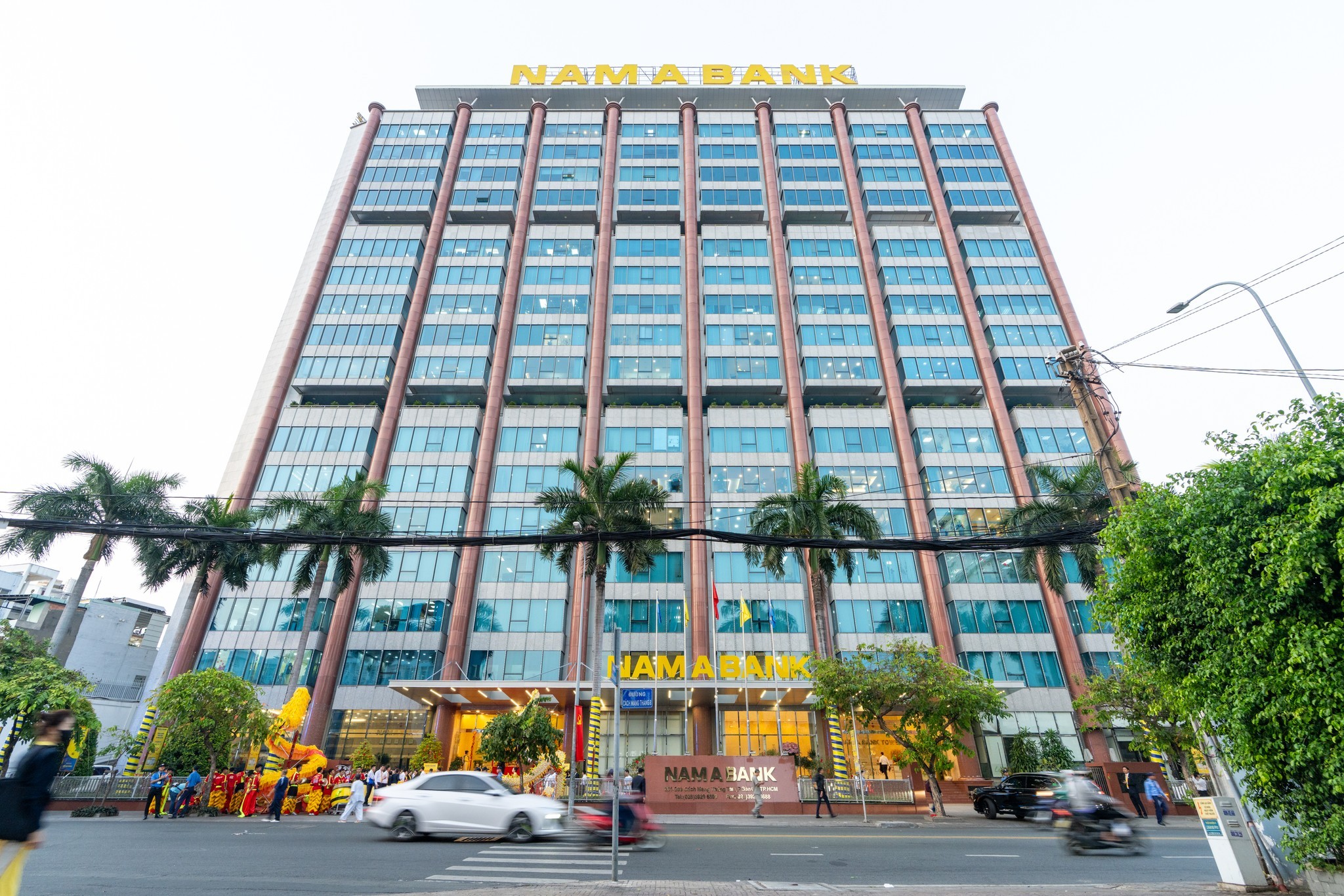 Nam A Bank lên kế hoạch lãi 6.200 tỷ đồng, phát hành 100 triệu cổ phiếu riêng lẻ