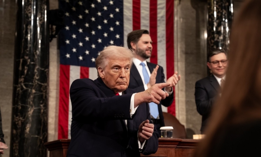 Tổng thống Trump dọa tấn công 'chưa từng thấy' nếu Iran trả đũa