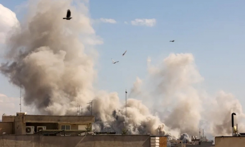 Israel nhắm vào trung tâm Tehran trong đợt không kích mới