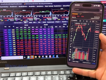 Cổ phiếu dầu khí, cảng biển tím trần trong phiên VN-Index đánh rơi 34 điểm