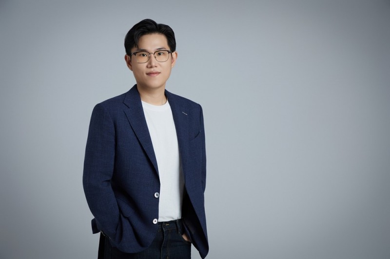 ông Huỳnh Quân Minh giữ chức vụ Phó Tổng Giám đốc phụ trách phát triển nền tảng & người dùng kiêm phát triển thị trường quốc tế