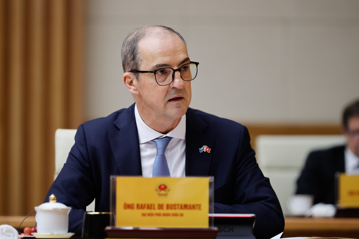 Đại biện lâm thời EU tại Việt Nam Rafael De Bustamante khẳng định Việt Nam là đối tác quan trọng của EU tại khu vực Ấn Độ Dương - Thái Bình Dương và trong ASEAN. Ảnh: VGP.