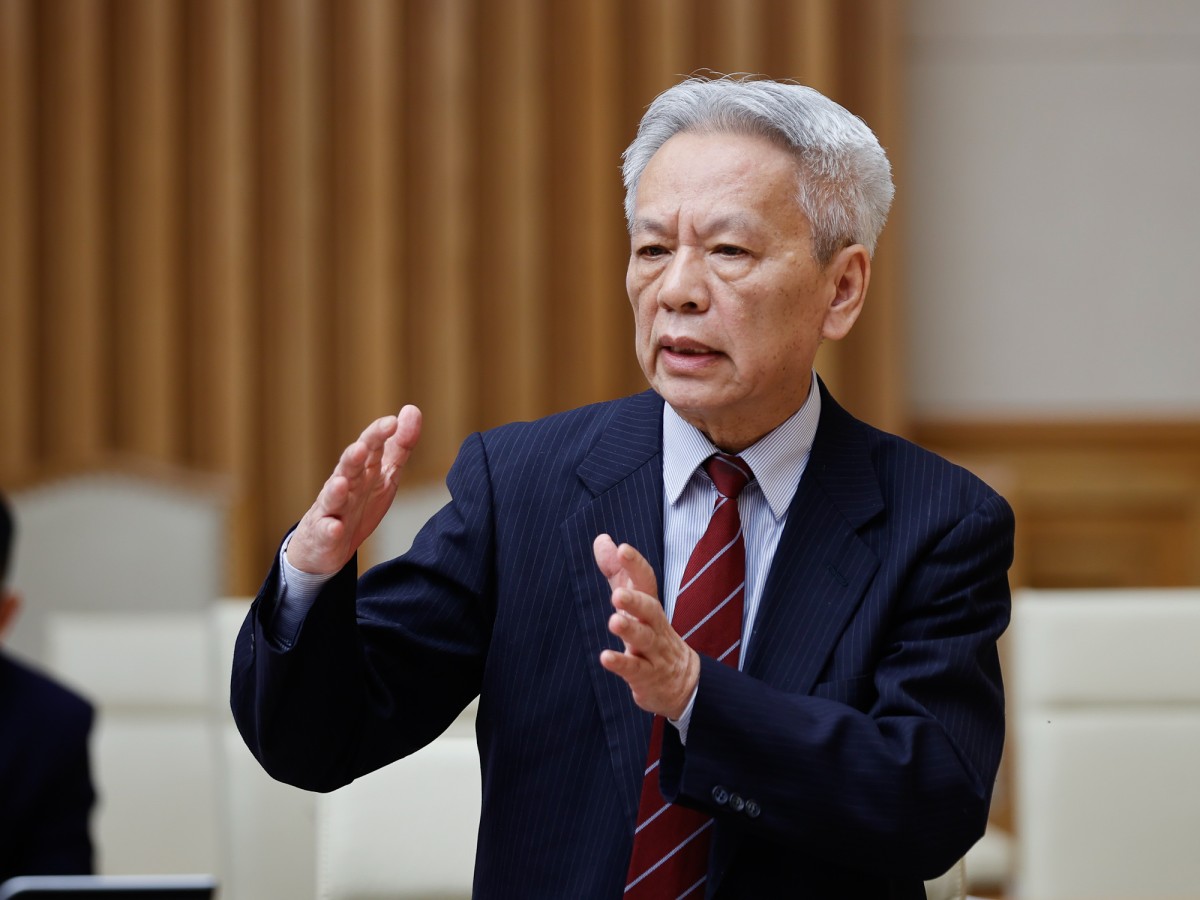 TS. Nguyễn Sĩ Dũng, nguyên Phó Chủ nhiệm Văn phòng Quốc hội phát biểu. Ảnh: VGP.