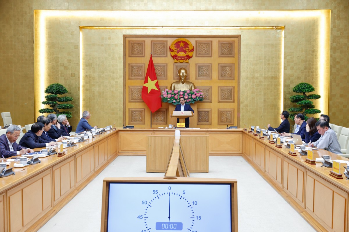 Thủ tướng Phạm Minh Chính chủ trì cuộc họp với Hội đồng Tư vấn chính sách chiều 7/3 - Ảnh: VGP