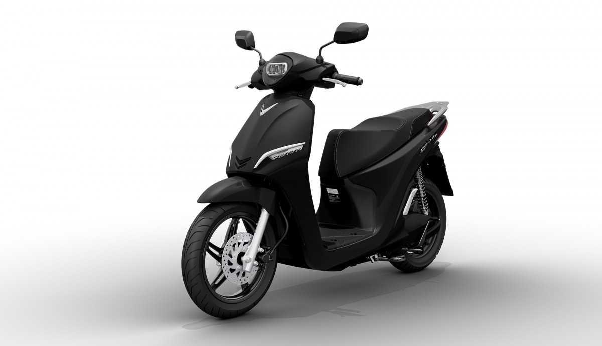 Miễn phí đổi pin, không lo 'bão giá' nhiên liệu với VinFast Feliz II