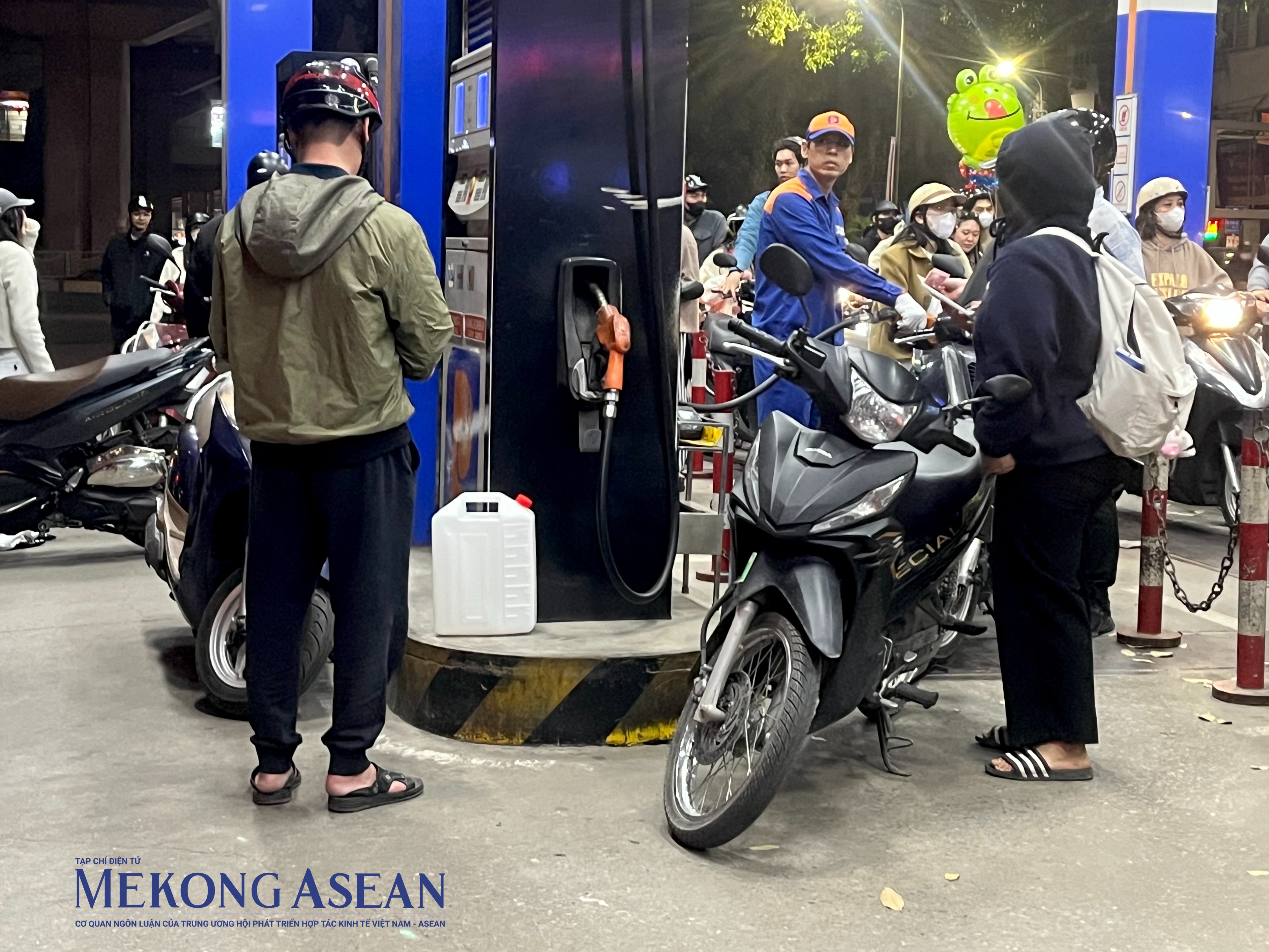 Bộ Công Thương: Nguồn cung xăng dầu trong nước cơ bản vẫn được bảo đảm