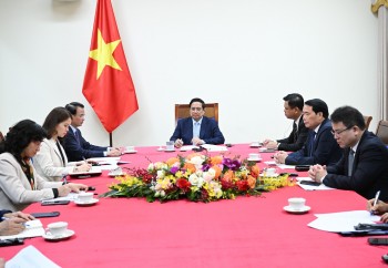 UAE, Qatar cam kết hỗ trợ năng lượng, bảo hộ an toàn cho công dân Việt Nam