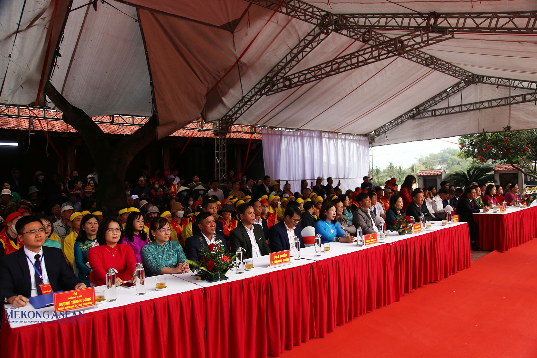 Hải Phòng khai hội quần thể đền Cao, tưởng nhớ 5 đức thánh họ Vương