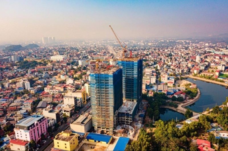 Một doanh nghiệp bất động sản muốn chuyển cổ phiếu từ UPCoM sang HoSE