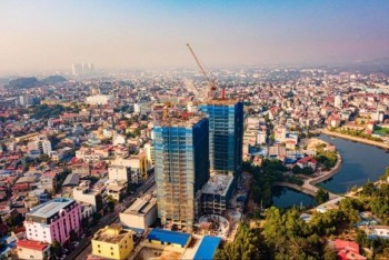 Một doanh nghiệp bất động sản muốn chuyển cổ phiếu từ UPCoM sang HoSE