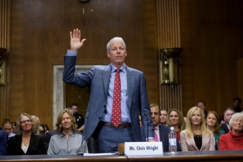 Mỹ sẽ xuất 172 triệu thùng dầu từ kho dự trữ chiến lược