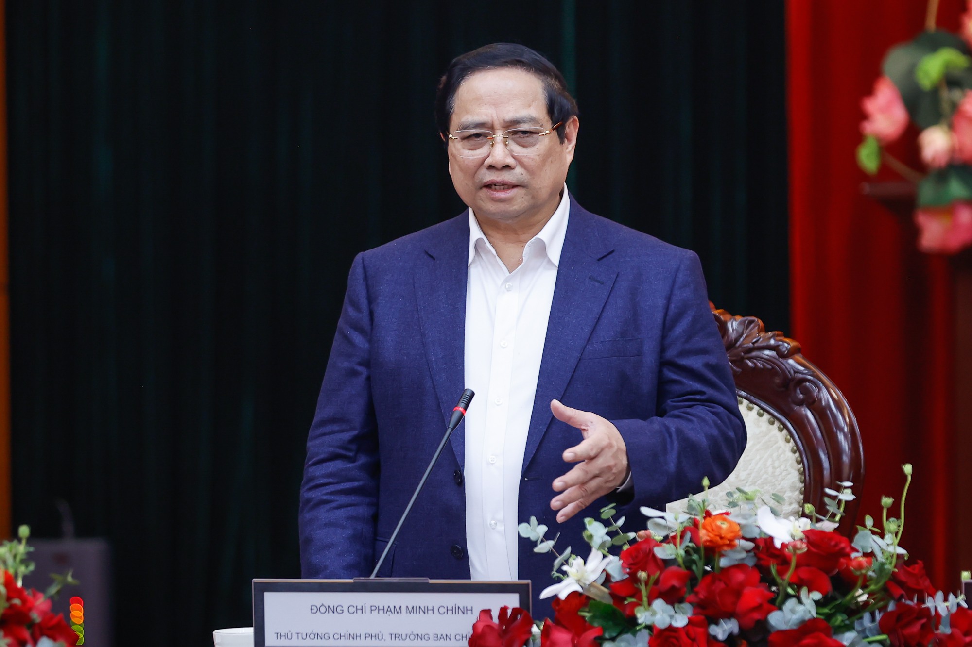 Thủ tướng Chính phủ cũng đề nghị tập trung phát triển công nghiệp quốc phòng theo hướng chủ động, tự lực, tự cường, lưỡng dụng, hiện đại - Ảnh: VGP/Nhật Bắc