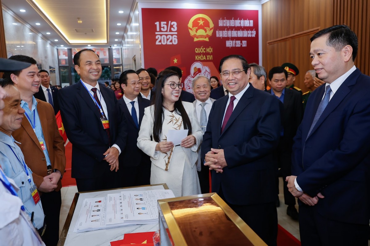 Tổng Bí thư Tô Lâm và các đồng chí lãnh đạo Đảng, Nhà nước thực hiện quyền cử tri