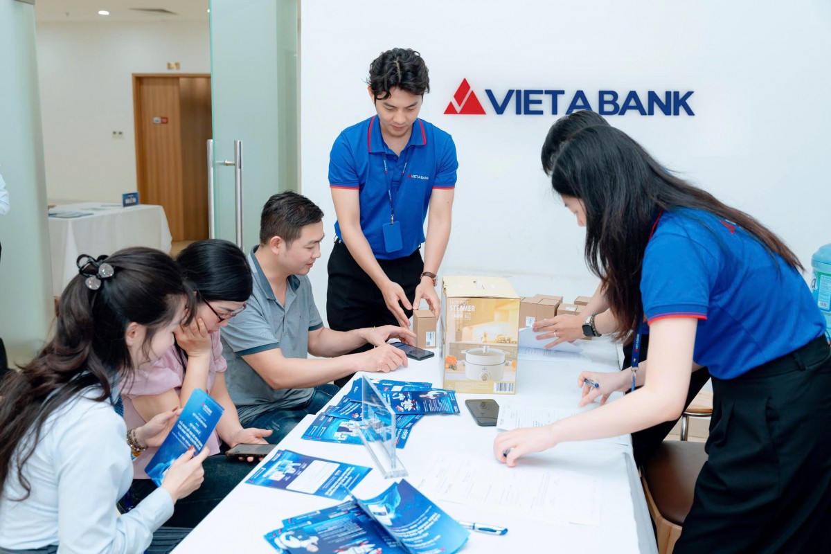 VIETABANK ra mắt nền tảng ezSHOP -  giải pháp trọn gói cho hộ kinh doanh