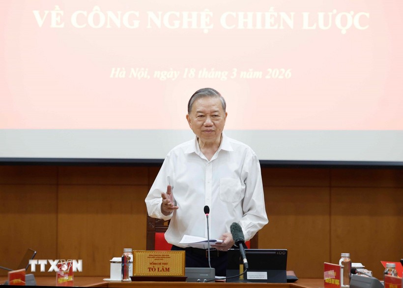 Tổng Bí thư: 'Phát triển công nghệ chiến lược là việc không thể chậm trễ'