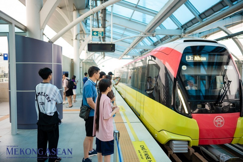 nhà ga trên đoạn tuyến Metro Nhổn - Ga Hà Nội đang khai thác.