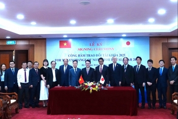 Việt Nam và Nhật Bản ký 3 công hàm vay vốn ODA cho chuyển đổi xanh