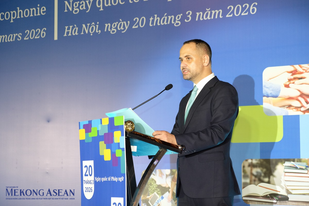 Đại diện khu vực Châu Á - Thái Bình Dương (REPAP) của OIF Kaloyan Kolev đọc thông điệp của Tổng Thư ký OIF Louise Mushikiwabo. Ảnh: Tùng Dương/Mekong ASEAN