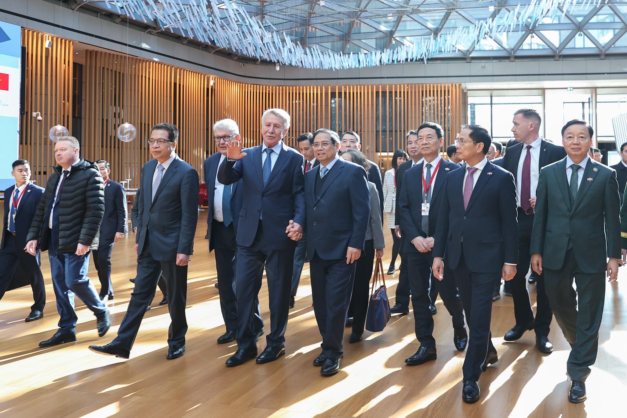 Thủ tướng thăm tập đoàn khí đốt hàng đầu Nga, thúc đẩy các dự án LNG tại Việt Nam