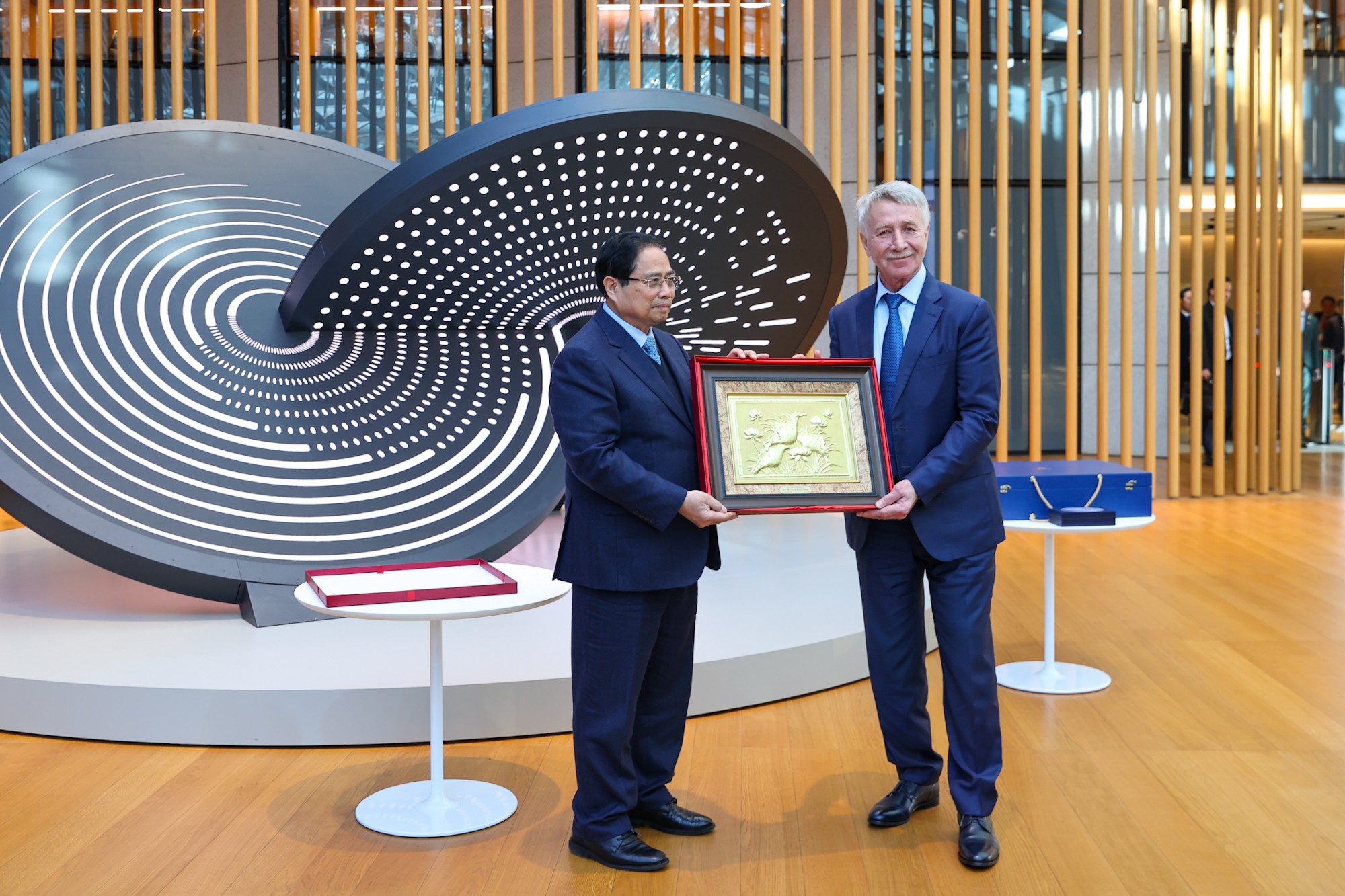 Thủ tướng thăm tập đoàn khí đốt hàng đầu Nga, thúc đẩy các dự án LNG tại Việt Nam