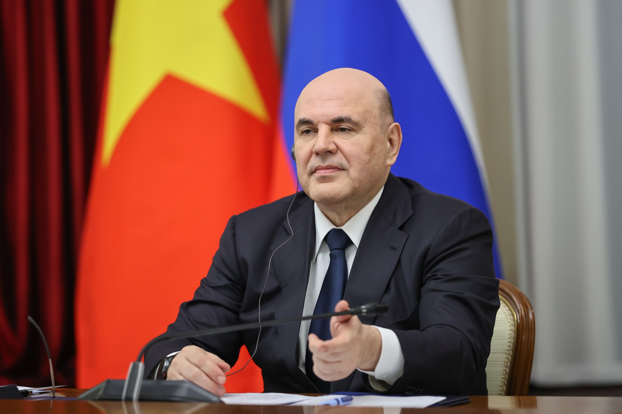 Việt Nam và Nga ký hiệp định xây dựng nhà máy điện hạt nhân